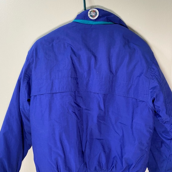 Women’s jacket - Picture 8 of 11